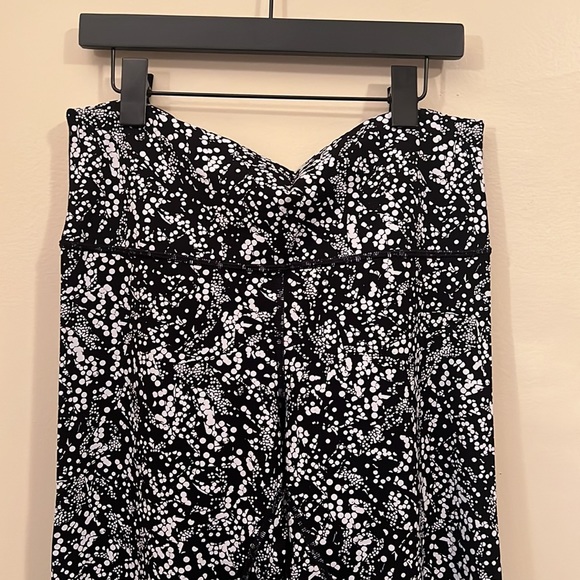 Lululemon Wunder Under Leggings in Chirasu Black/Chirakasu Alpine White - Picture 4 of 9